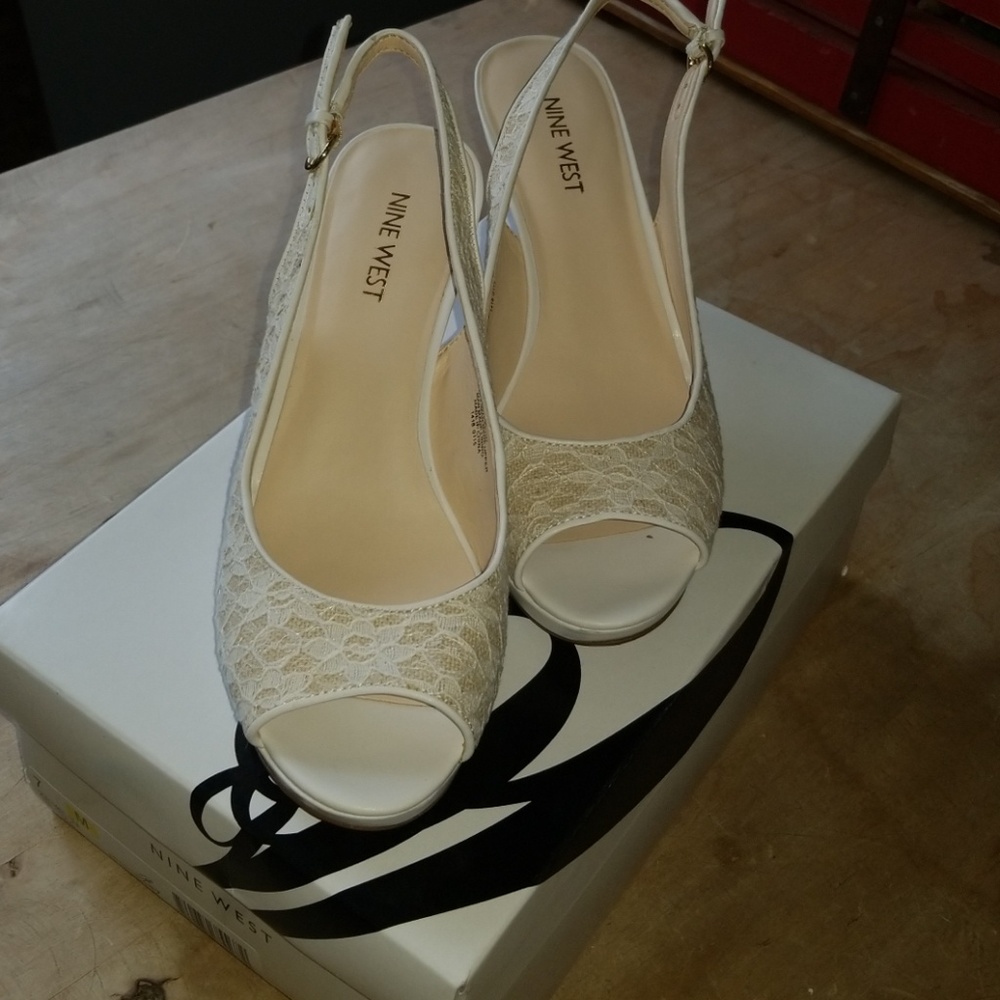 Brand new! NINE WEST HEELS